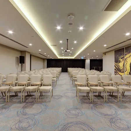 Doubletree By Hilton Hotel 4*