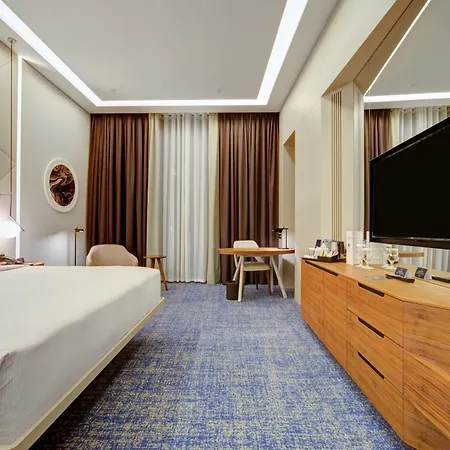 Hotel Doubletree By Hilton Adana